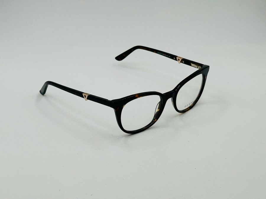 Guess black rectangular frame with patterned temple