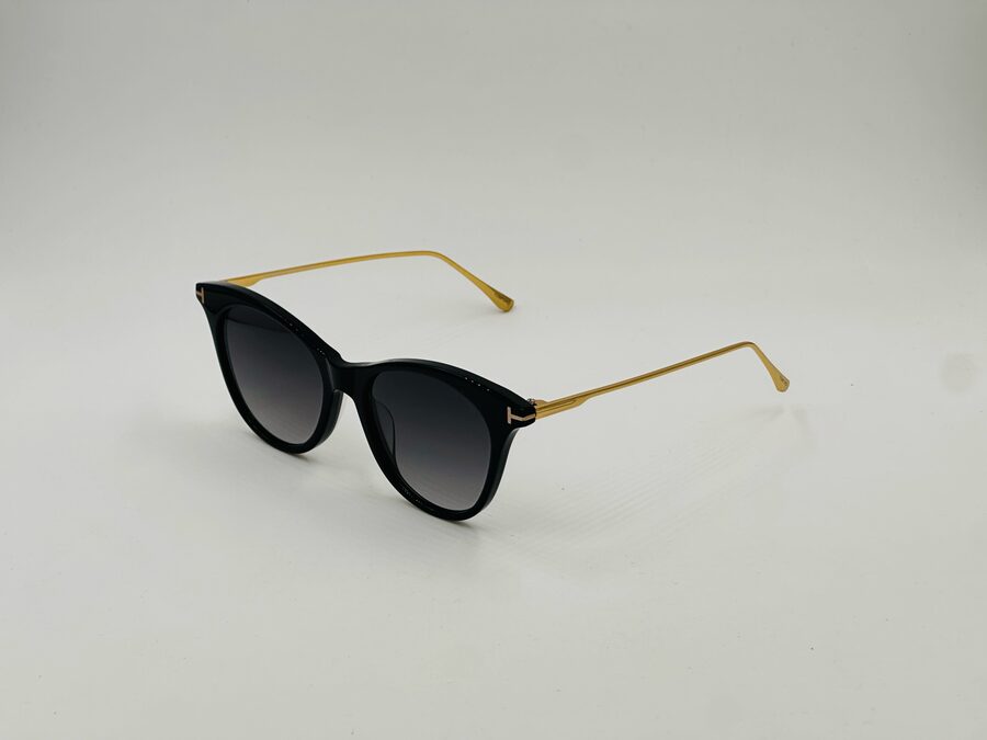 Tom Ford gold round sunglasses with gold temple